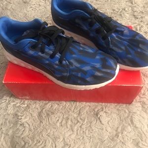 Men’s running shoe